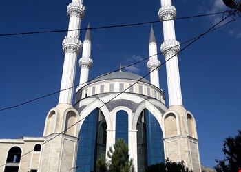 İmam Buhari Cami