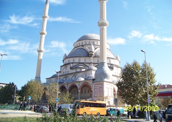 Sultançiftliği Merkez Cami