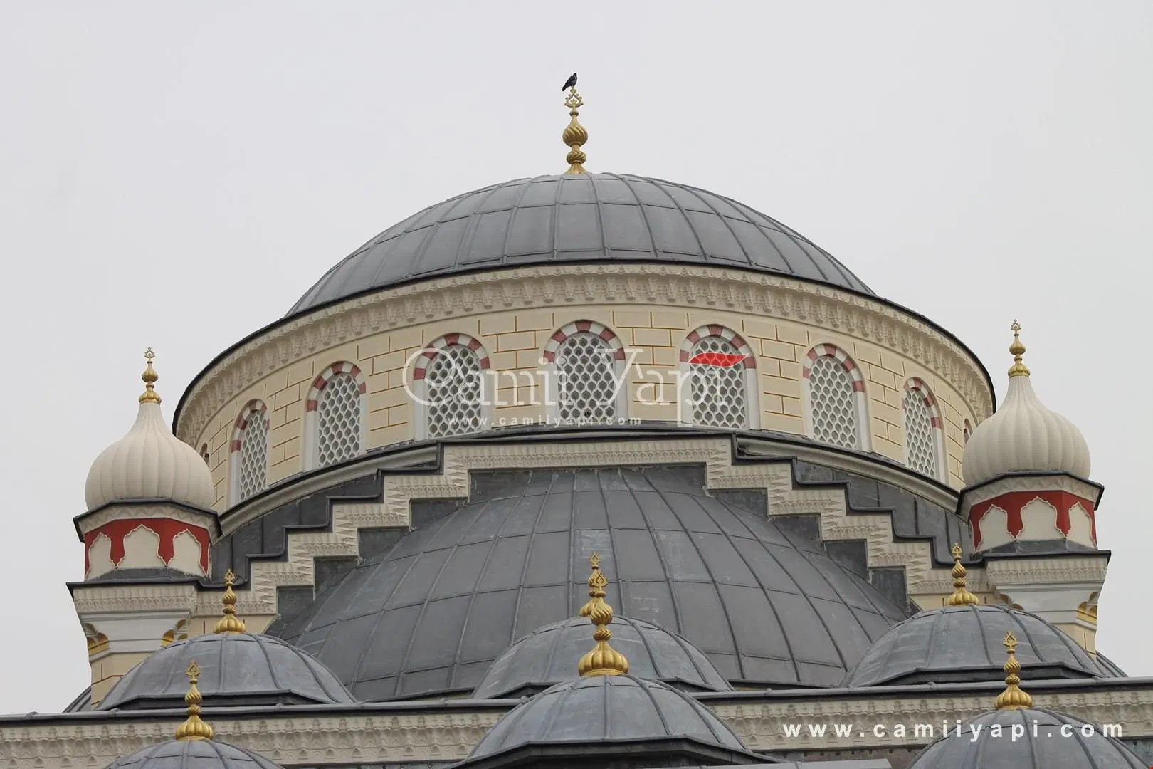 Balance Columns & Finials