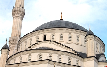 cami-beton-pencereleri-60b5