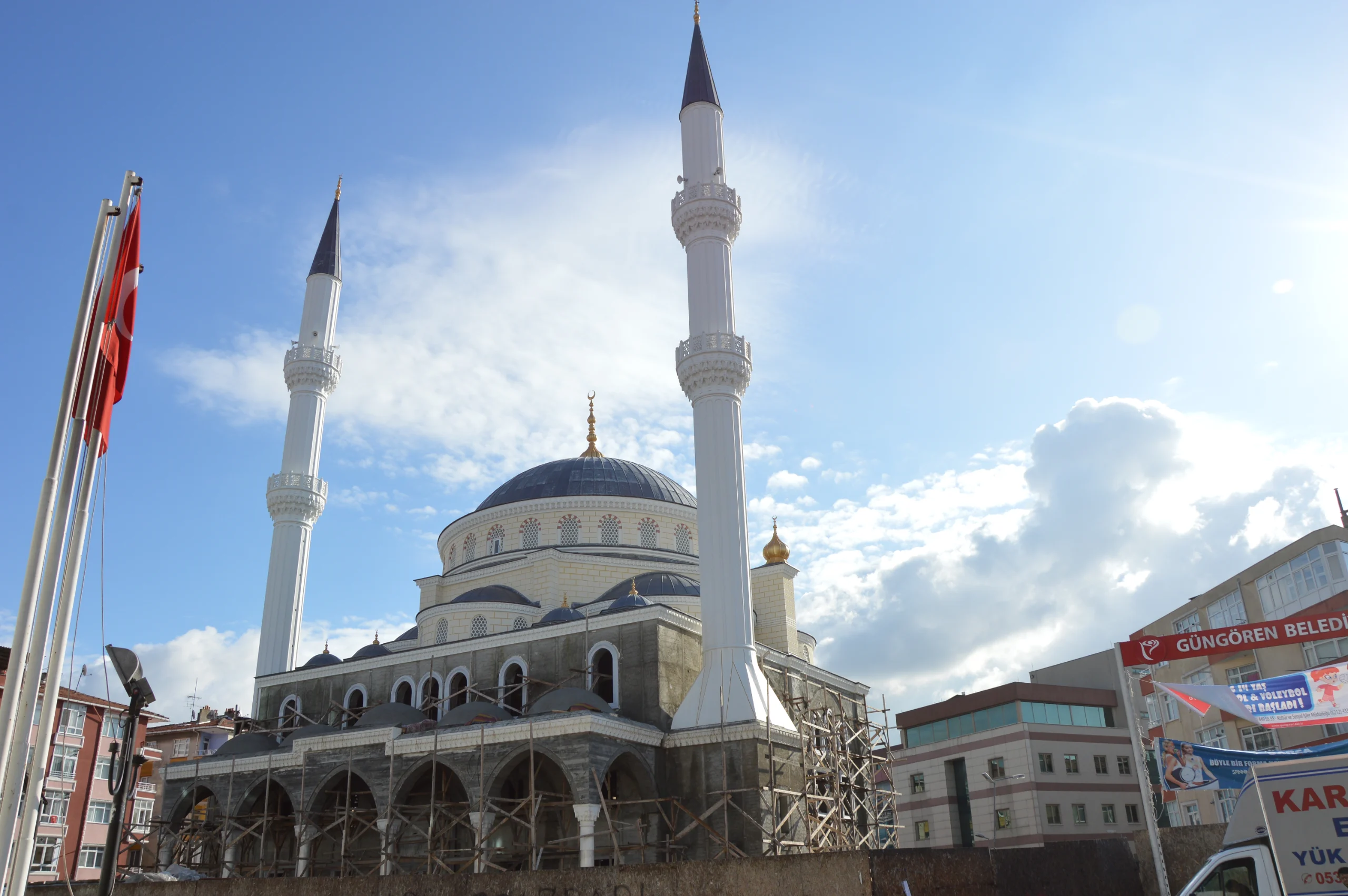 gungoren-fetih-cami-a184.webp