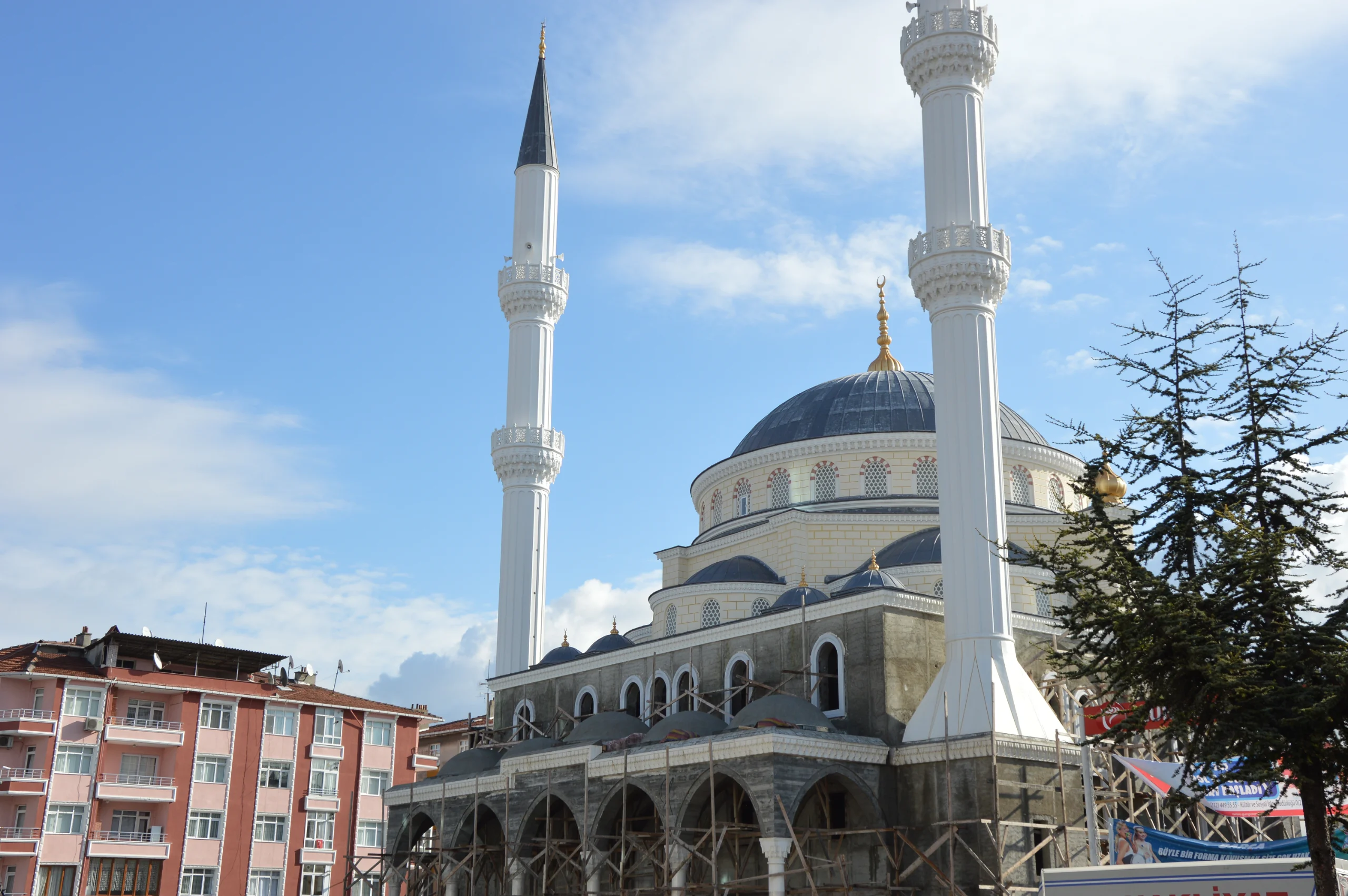 gungoren-fetih-cami-a979.webp