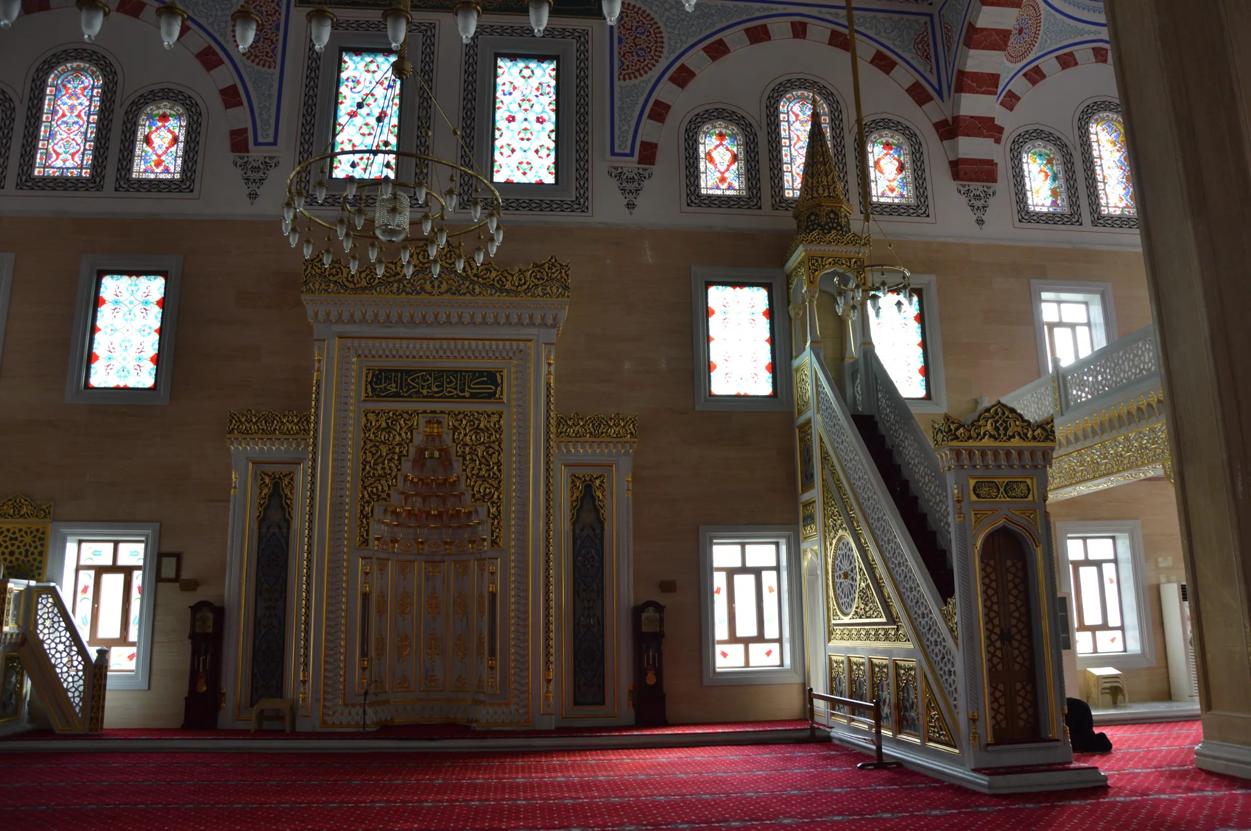 gungoren-yesil-cami-a268.webp