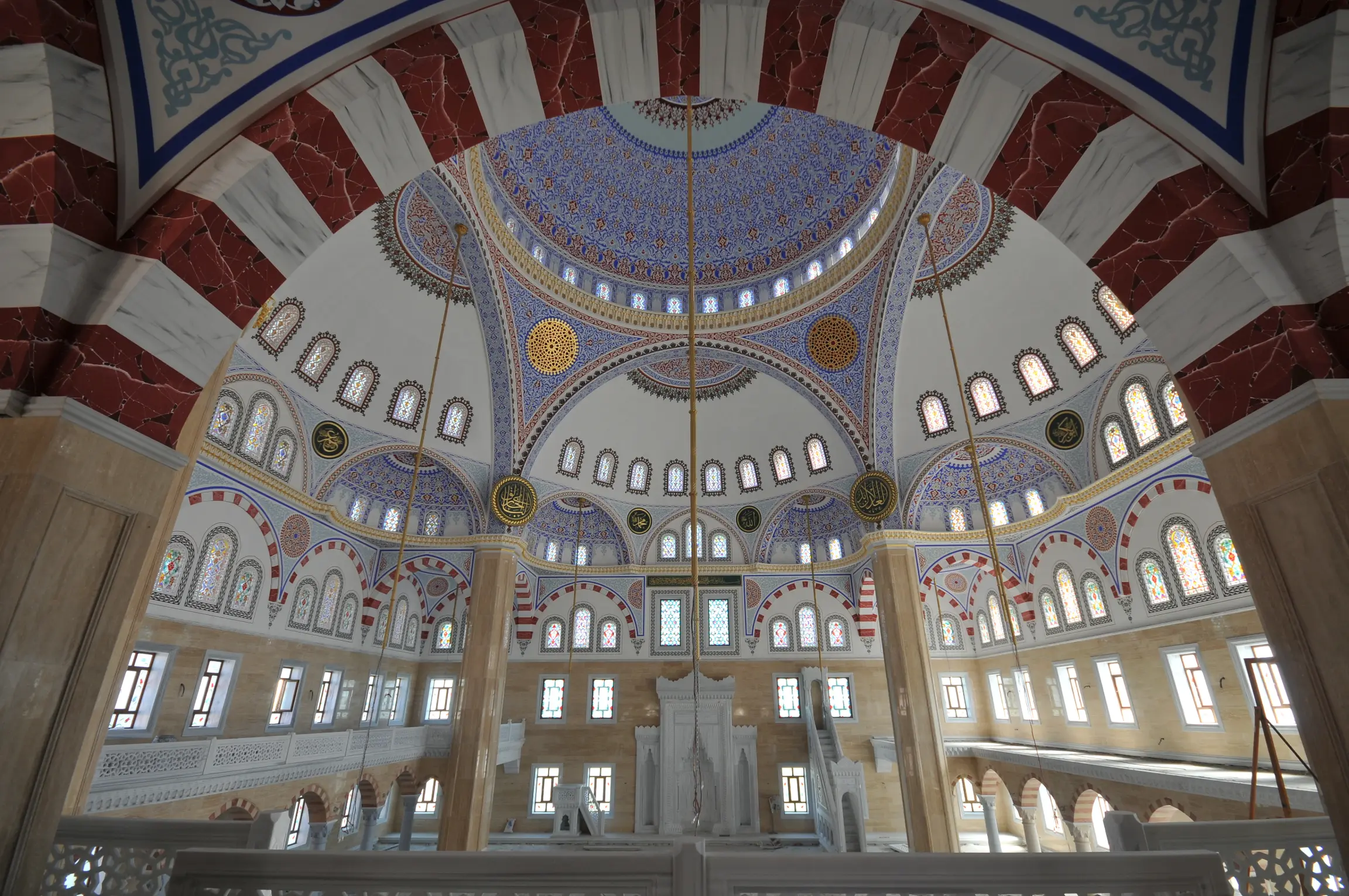 gungoren-yesil-cami-a485.webp