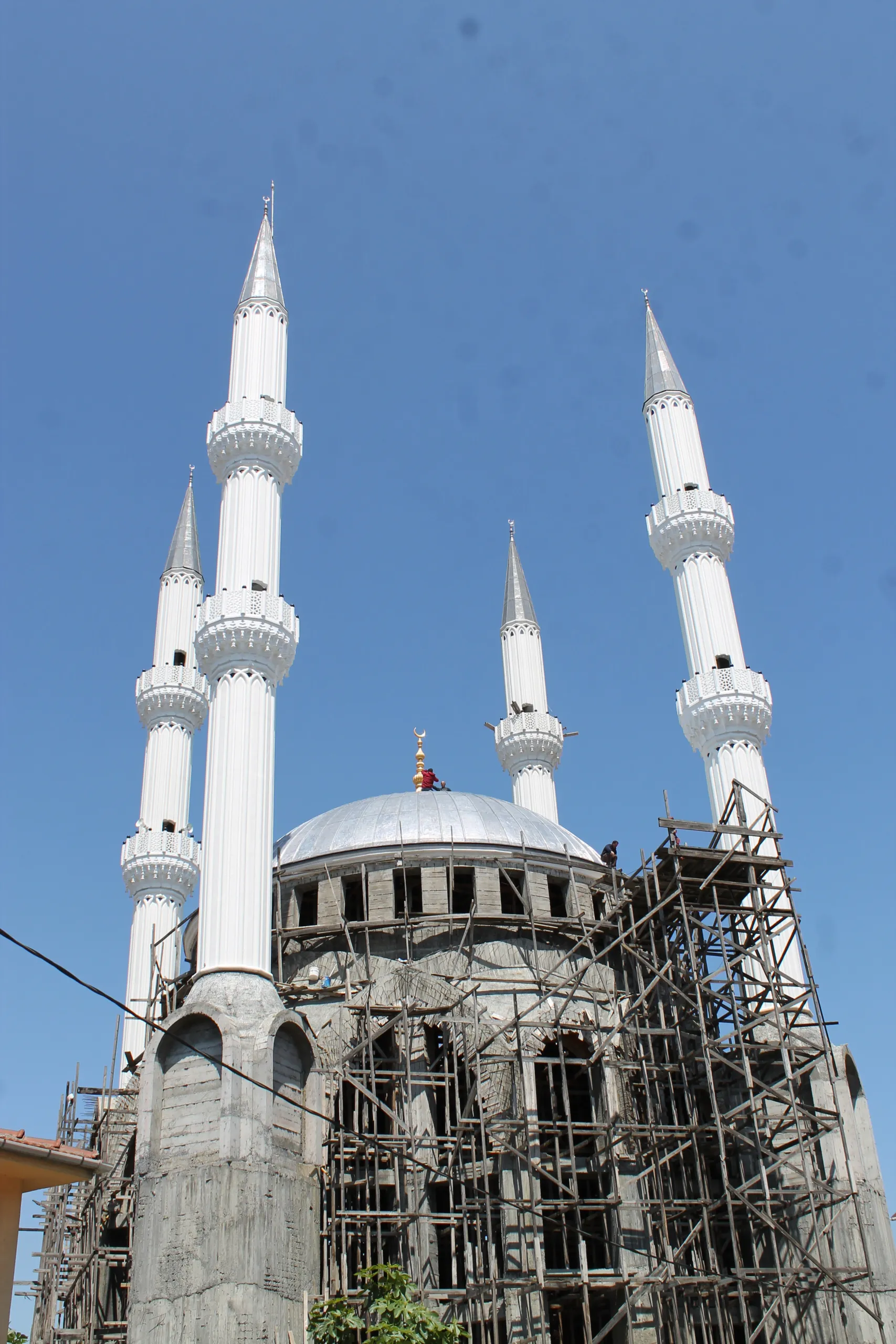 imam-buhari-cami-a142.webp