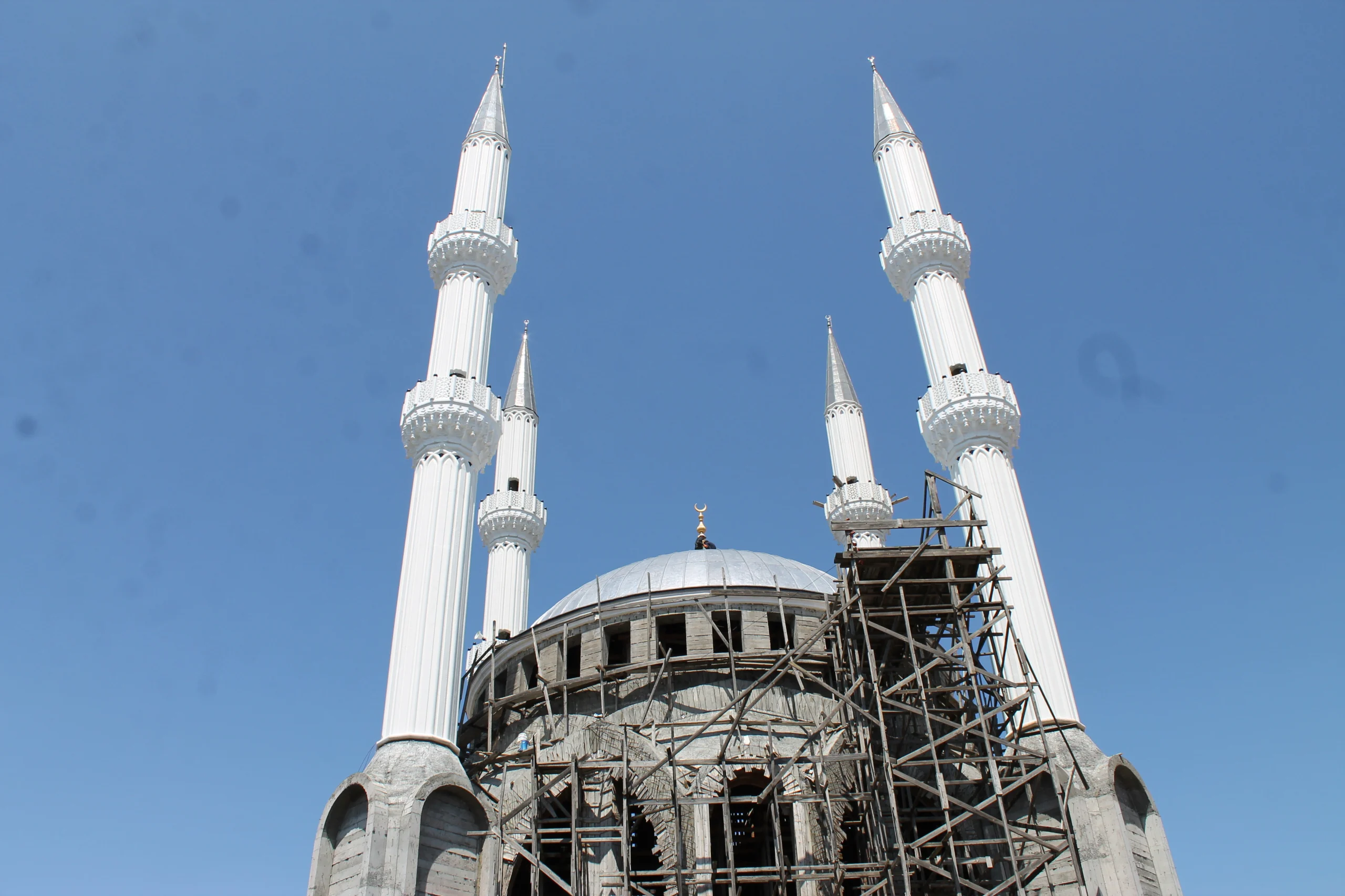 imam-buhari-cami-a630.webp