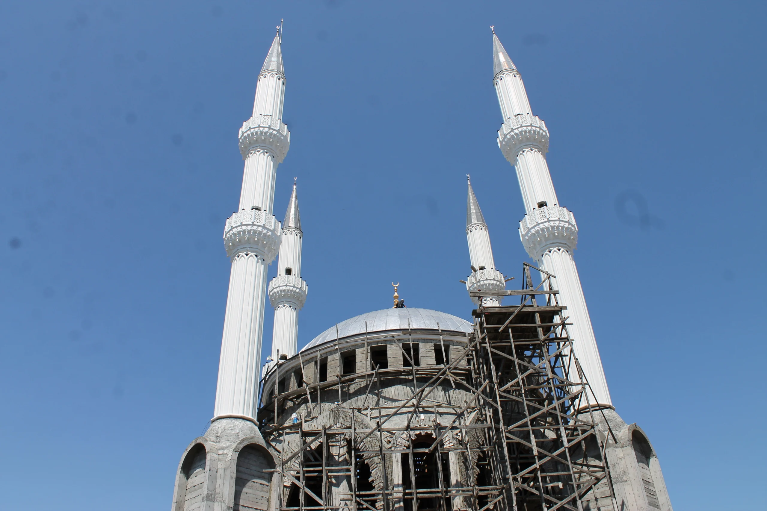 imam-buhari-cami-a685.webp