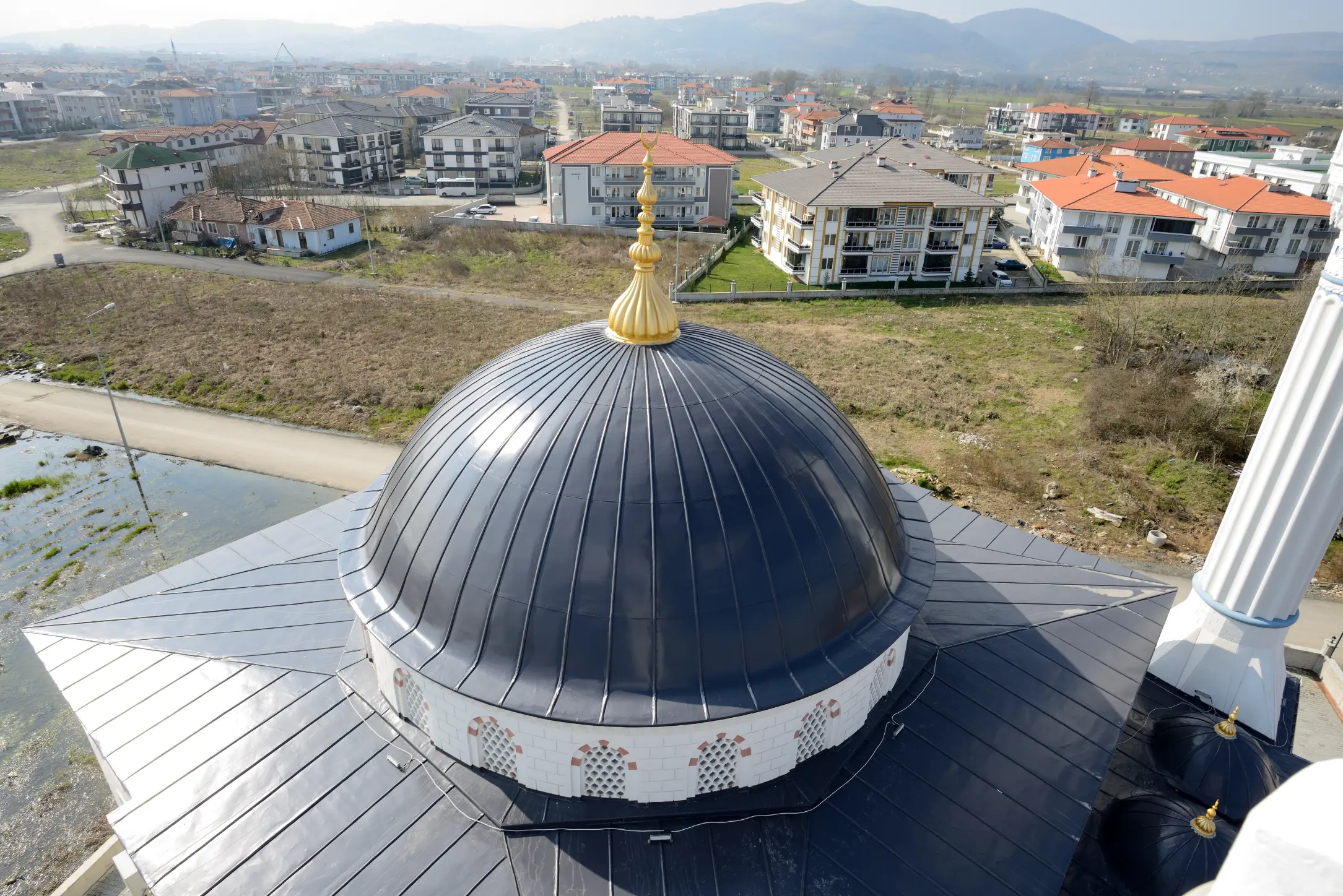 kadriye-binek-cami-a431.webp