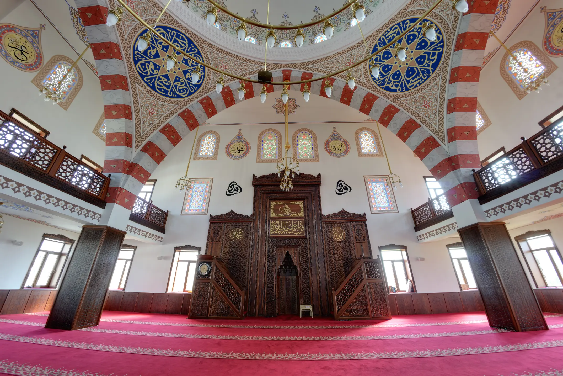 kadriye-binek-cami-a683.webp