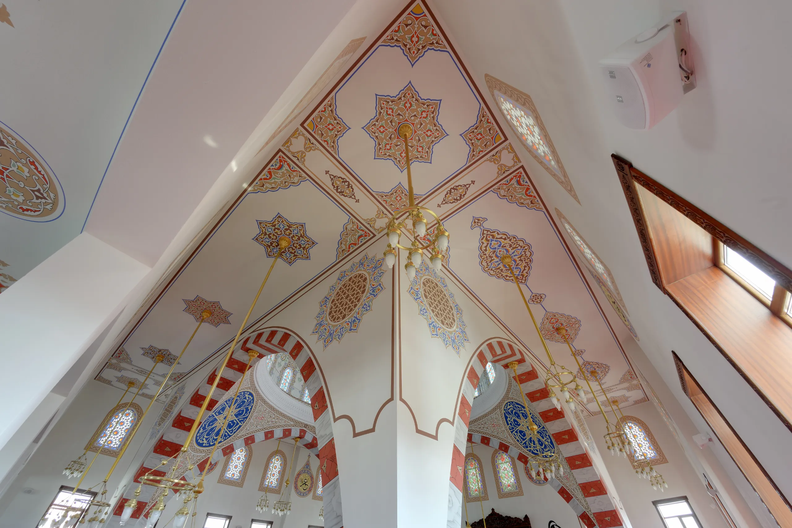 kadriye-binek-cami-a928.webp