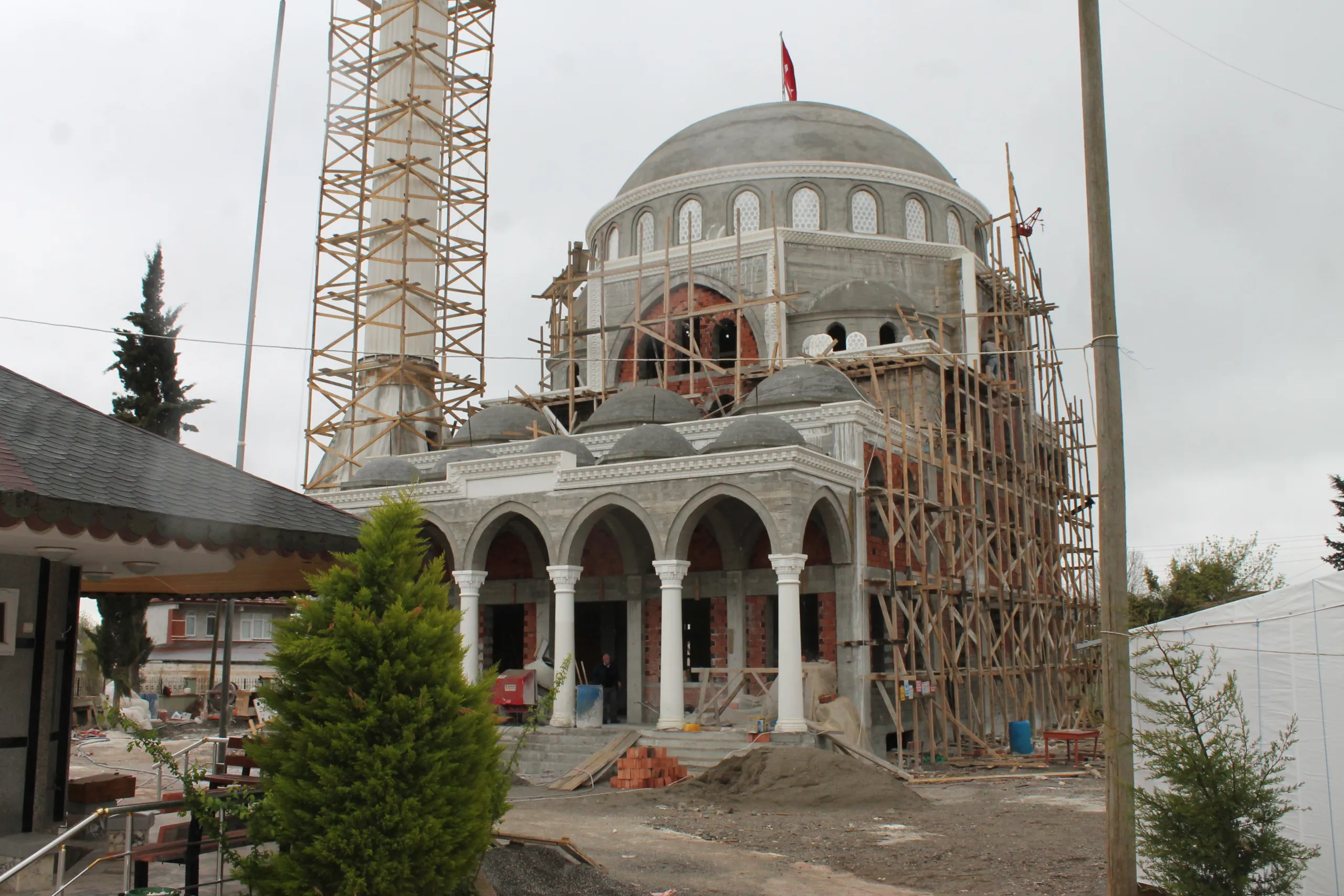 karaburc-cami-a937.webp
