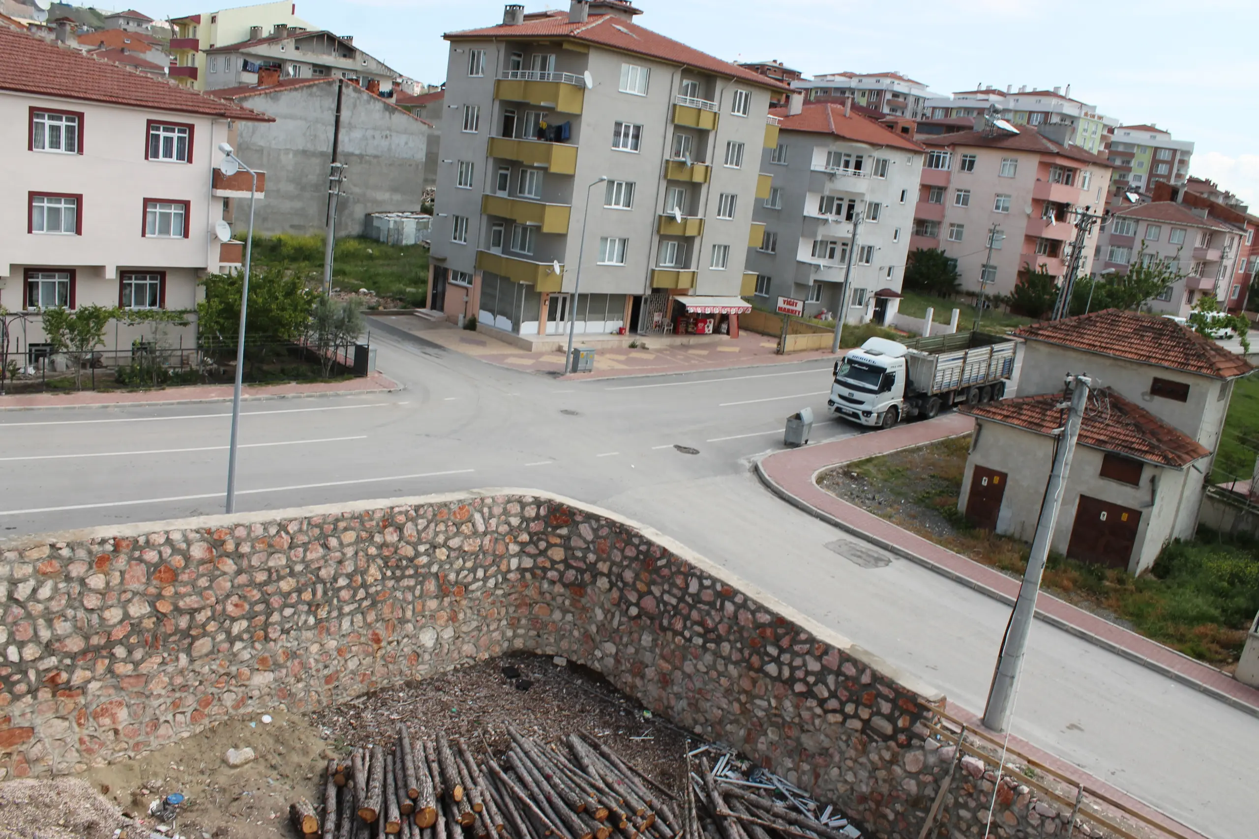 kayiboyu-cami-avlusu-a479.webp