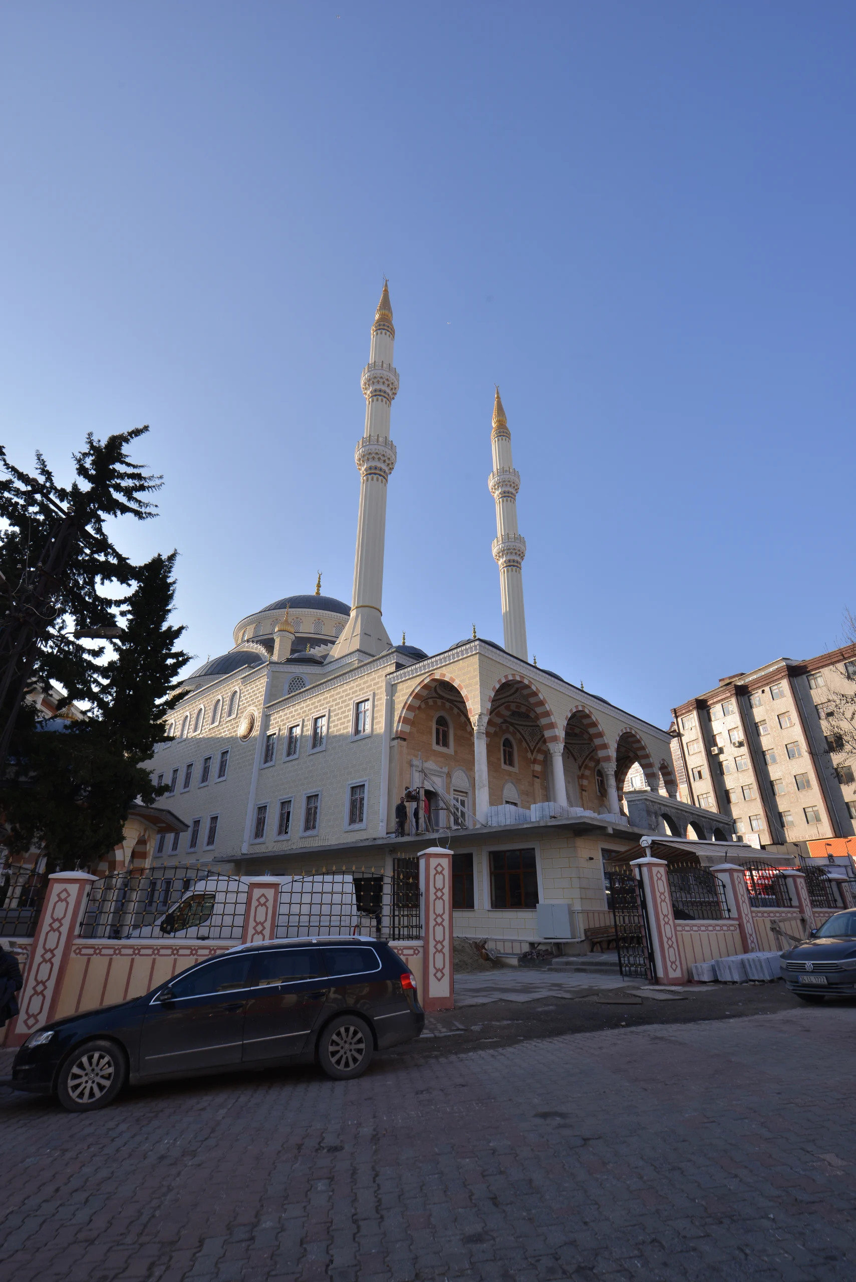 yeni-bosna-merkez-cami-a200.webp