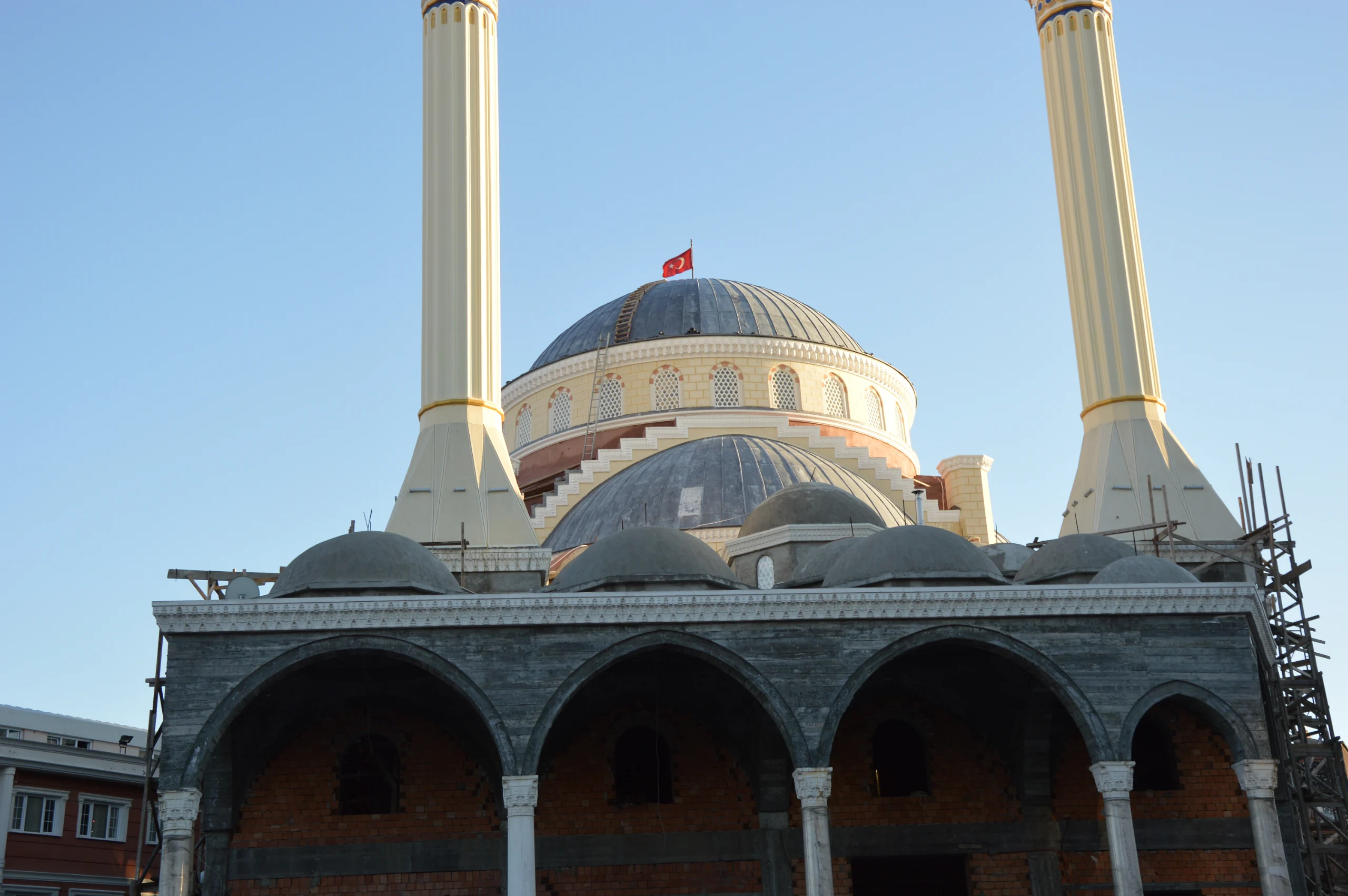 yeni-bosna-merkez-cami-a271.webp