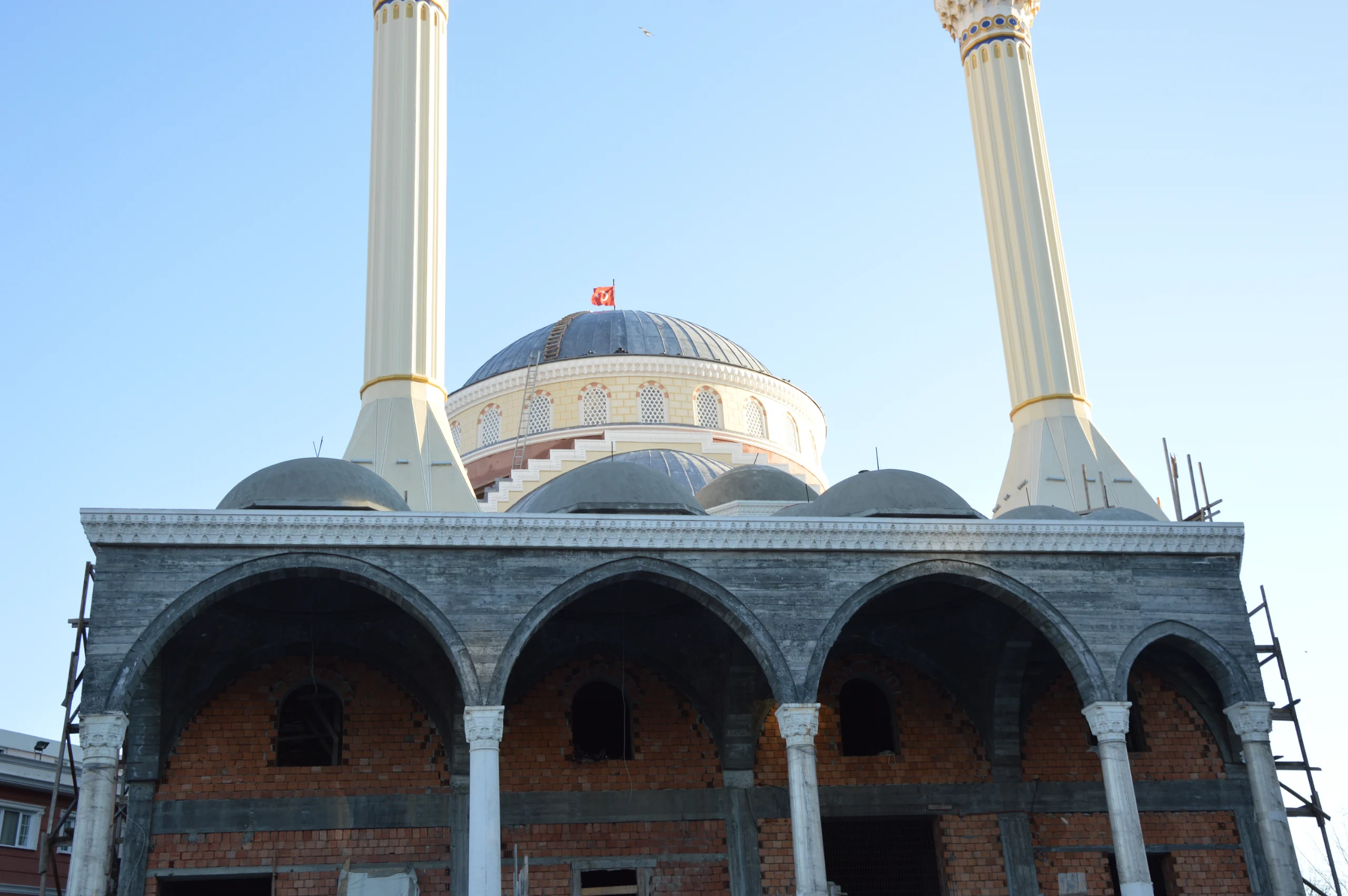 yeni-bosna-merkez-cami-a320.webp