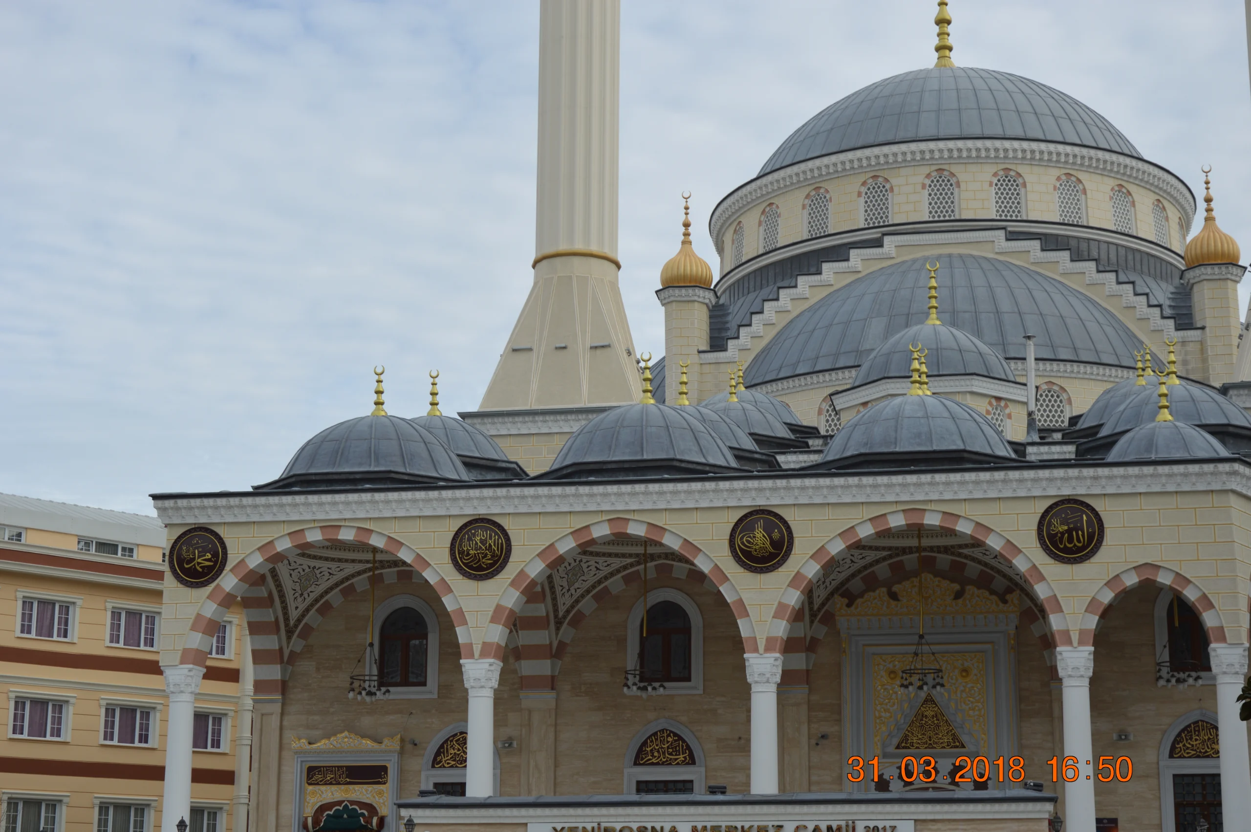 yeni-bosna-merkez-cami-a325.webp