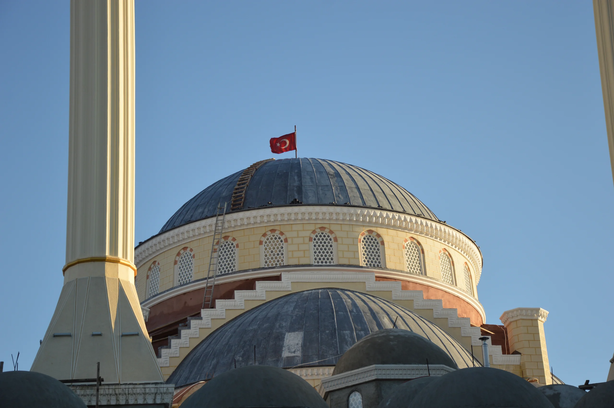 yeni-bosna-merkez-cami-a401.webp