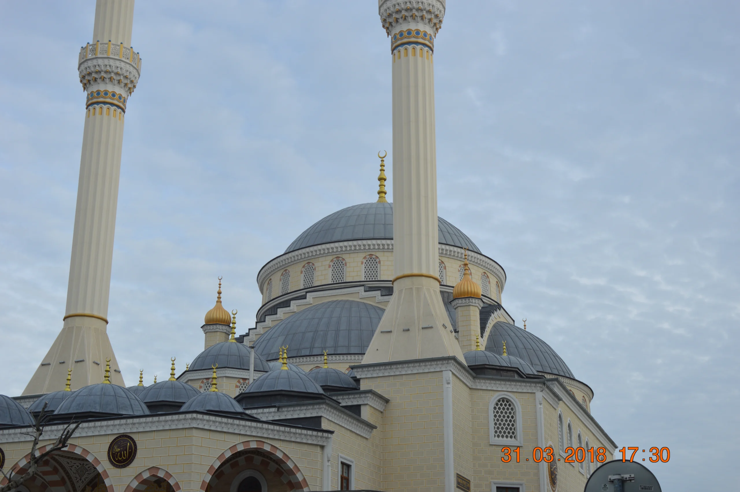 yeni-bosna-merkez-cami-a792.webp