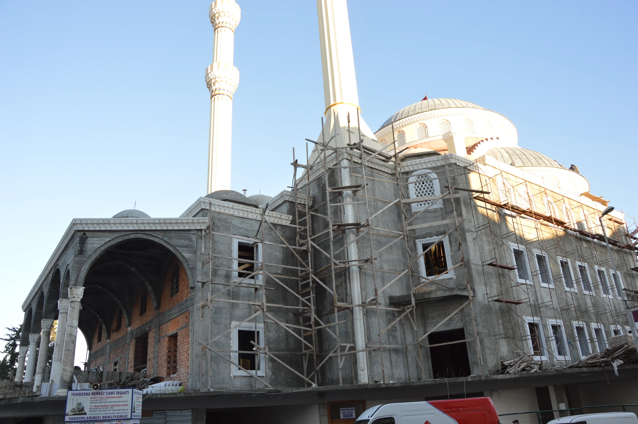 yeni-bosna-merkez-cami-a808.webp