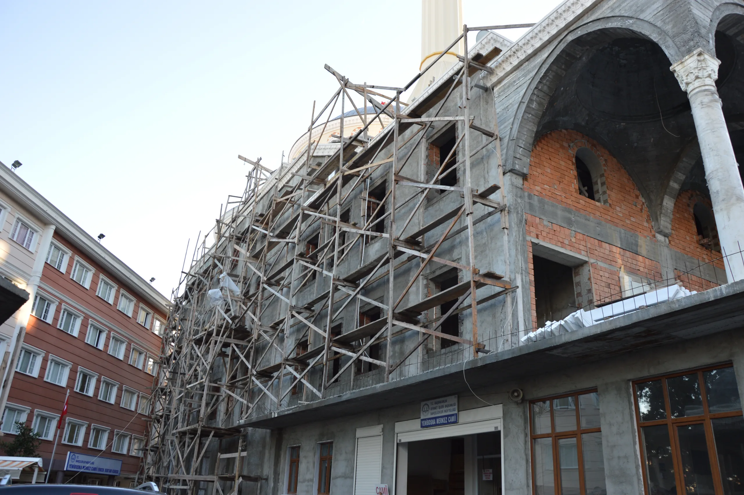 yeni-bosna-merkez-cami-a918.webp